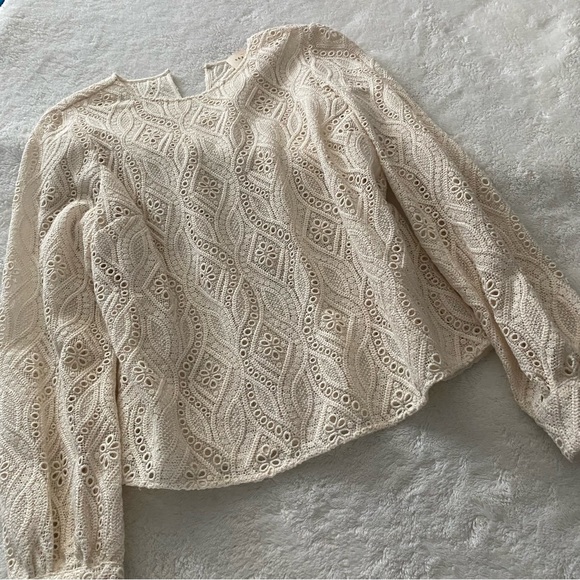 SEZANE Jesse Blouse in Ecru Guipure Lace NWOT - Picture 4 of 7